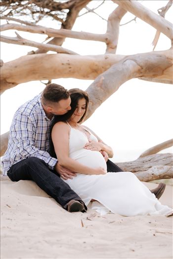 Sarah Williams of Mirror's Edge Photography, a San Luis Obispo County Wedding, Luxury Boudoir and Maternity Photographer captures Ali Marie and Cody's Maternity Session in Pismo Beach. Mom and Dad in love