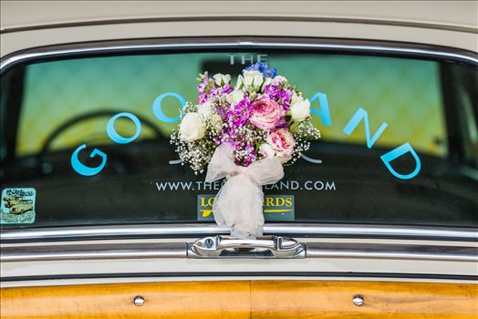 Wedding photography at the Kimpton Goodland Hotel in Santa Barbara California by Mirror's Edge Photography.  Wedding Flowers