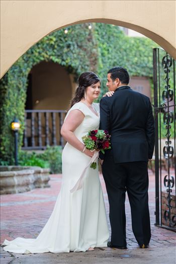 Wedding photography at the Historic Santa Maria Inn in Santa Maria, California by Mirror's Edge Photography. Bride and Groom Hidden Courtyard.