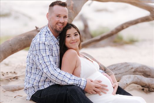 Sarah Williams of Mirror's Edge Photography, a San Luis Obispo County Wedding, Luxury Boudoir and Maternity Photographer captures Ali Marie and Cody's Maternity Session in Pismo Beach. Mom and Dad