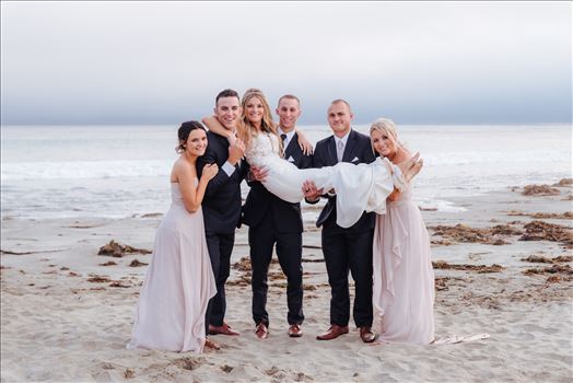 Mirror's Edge Photography, San Luis Obispo Wedding Photographer captures Cayucos Wedding on the beach and bluffs in Cayucos Central California Coast. Wedding Party Bridal Party at the Beach