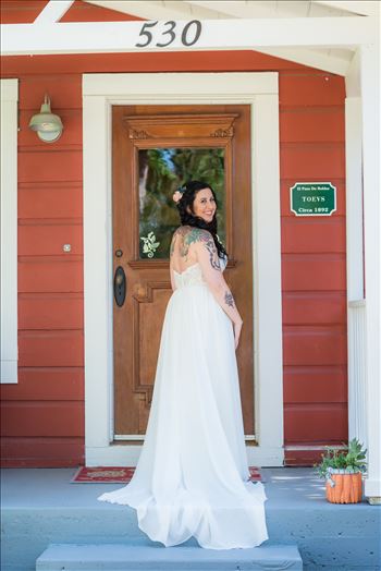Emily House Bed and Breakfast Paso Robles California Wedding Photography by Mirrors Edge Photography. Bride on the porch