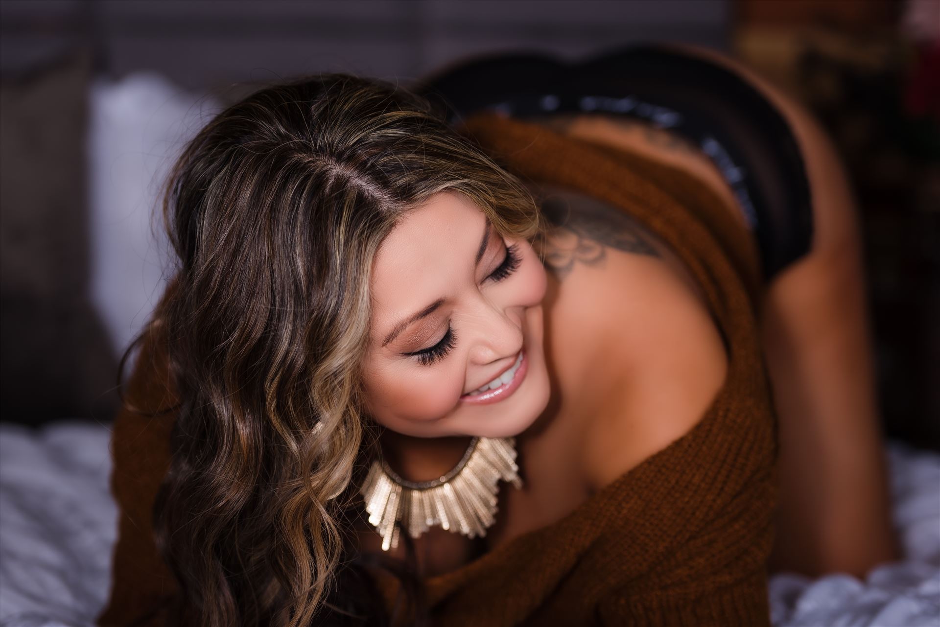 Port NW-9437.JPGBeachfront Boudoir by Mirror's Edge Photography is a Boutique Luxury Boudoir Photography Studio located just blocks from the beach in Oceano, California. My mission is to show as many women as possible how beautiful they truly are!