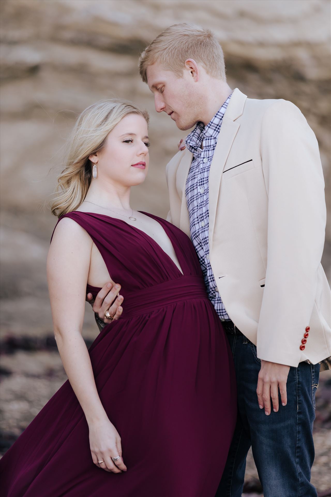 _Y9A7488.JPG - San Luis Obispo and Santa Barbara County Wedding and Engagement Photography. Mirror's Edge Photography captures Montana de Oro Engagement Session.  Romantic couple on the beach. by Sarah Williams