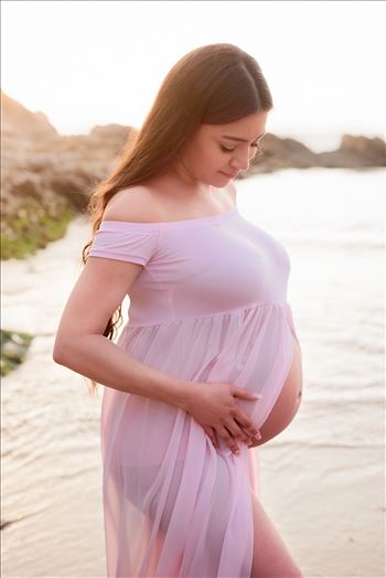 Maternity Photography session at Spooner's Cove at Montana de Oro in Los Osos California.  Beach Maternity Session.