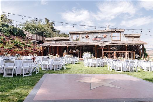 Mirror's Edge Photography captures Madison and Stephen's Wedding at Case de Alvarez in Arroyo Grande, California. A gorgeous venue
