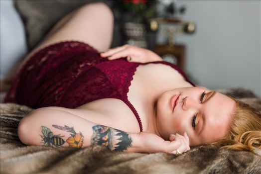 Beachfront Boudoir by Mirror's Edge Photography, San Luis Obispo County's Number One Luxury Boudoir Photography Experience.  Promoting body positive movement, empowerment, confidence and self love. Curvy and gorgeous plus size boudoir