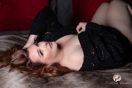 Beachfront Boudoir by Mirror's Edge Photography is a Boutique Luxury Boudoir Photography Studio located in San Luis Obispo County. My mission is to show as many women as possible how beautiful they truly are! Plus sized and curvy boudoir