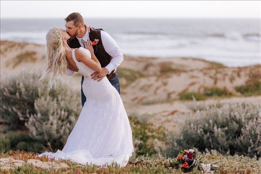 Pismo Beach Wedding in San Luis Obispo County by Mirror's Edge Photography.  Gorgeous windswept beach wedding vibes with a country and boho flair.  Dip on the beach with ocean behind