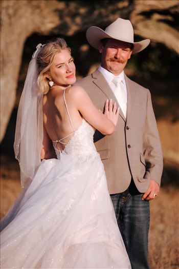 Sarah Williams of Mirror's Edge Photography, a San Luis Obispo and Santa Barbara County Wedding and Engagement Photographer, captures Katie and Joe's country chic wedding in Lompoc, California.  Beautiful bride.